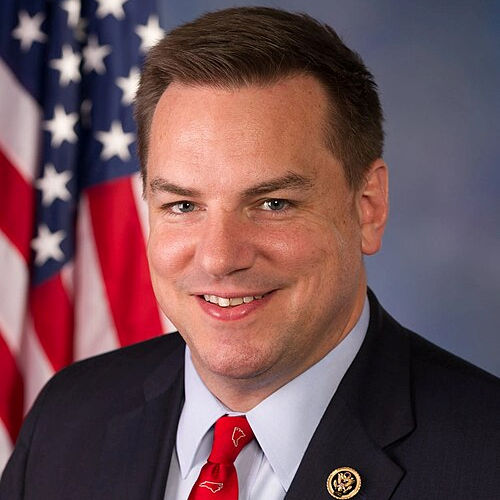 Richard_Hudson,_official_portrait,_115th_Congress_square